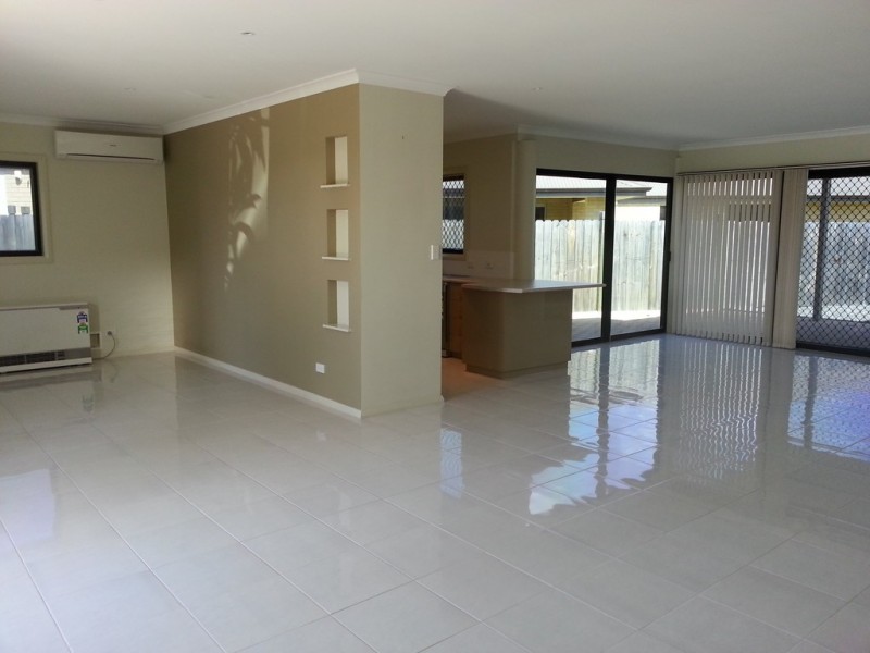 92 Hudson Drive, Dudley Park WA 6210