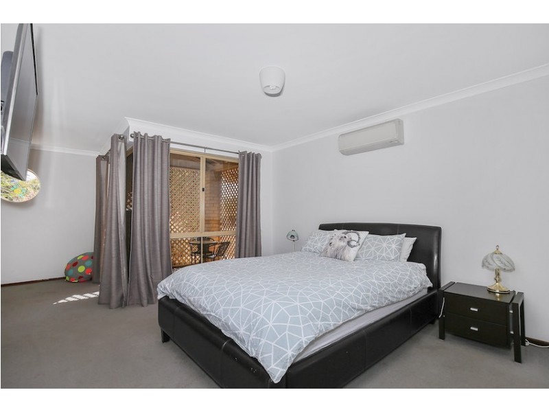 63 Sunningdale Chase, Meadow Springs WA 6210