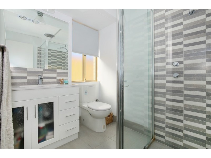 63 Sunningdale Chase, Meadow Springs WA 6210