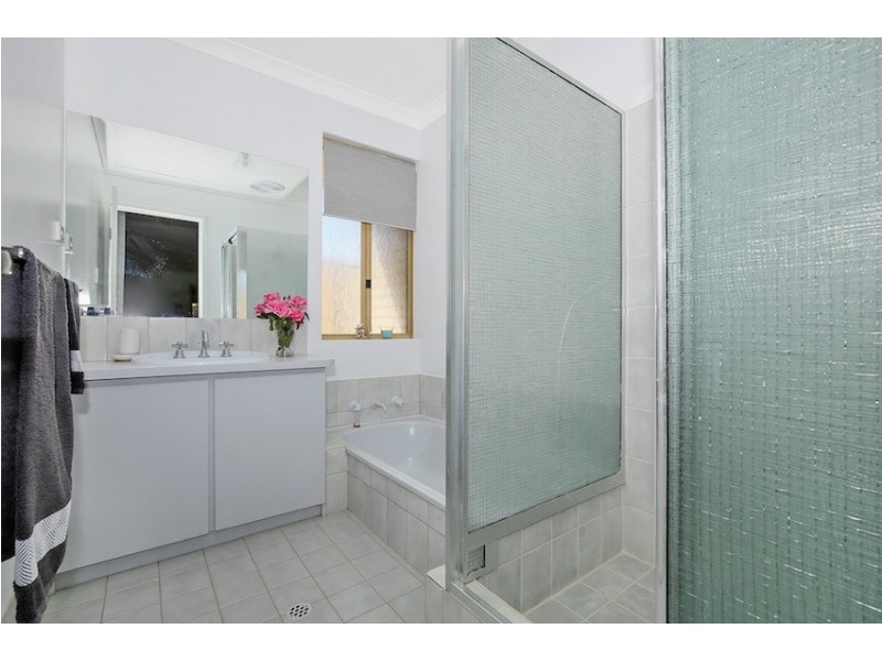 63 Sunningdale Chase, Meadow Springs WA 6210