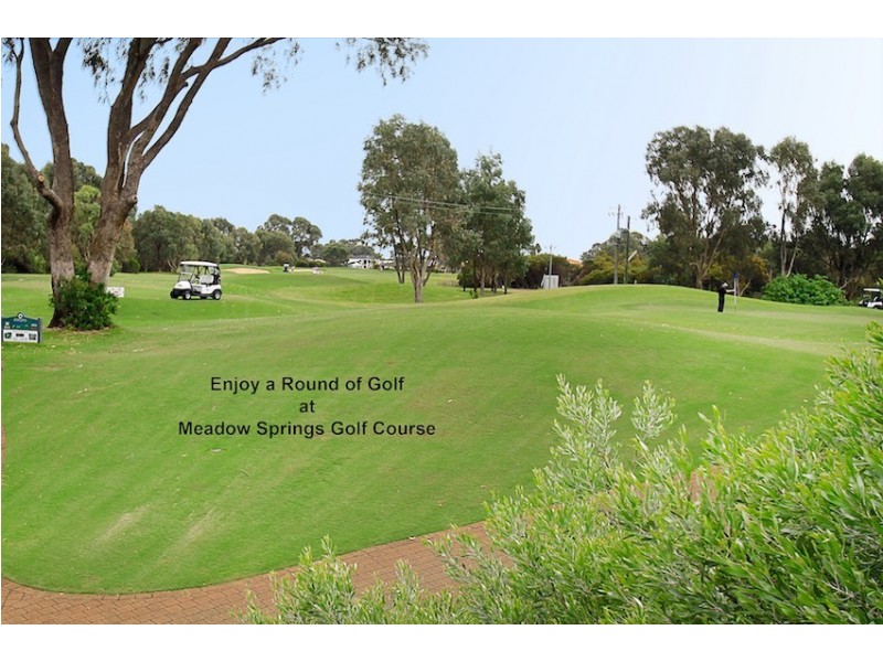 63 Sunningdale Chase, Meadow Springs WA 6210