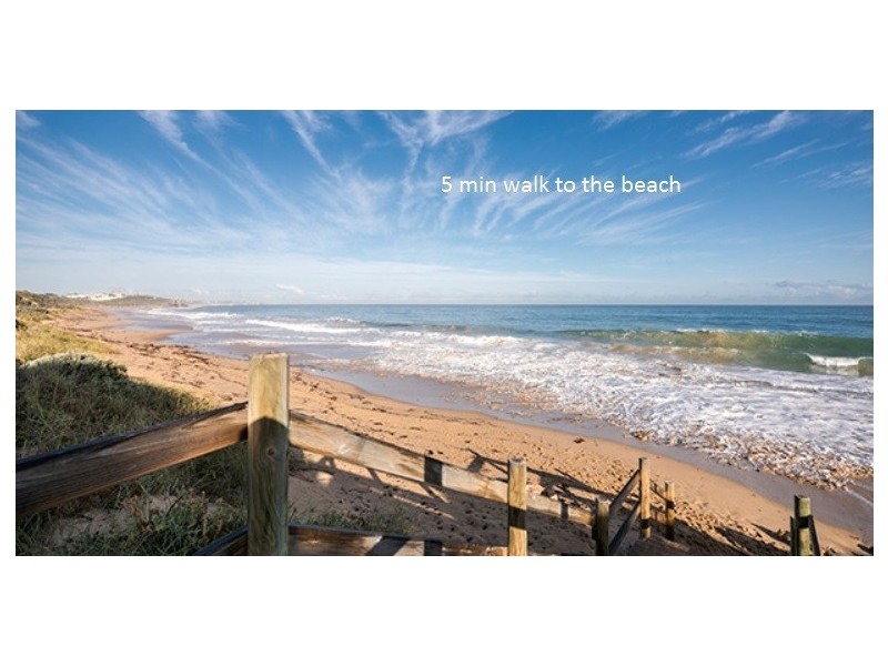 6 RUFA LANE, Halls Head WA 6210