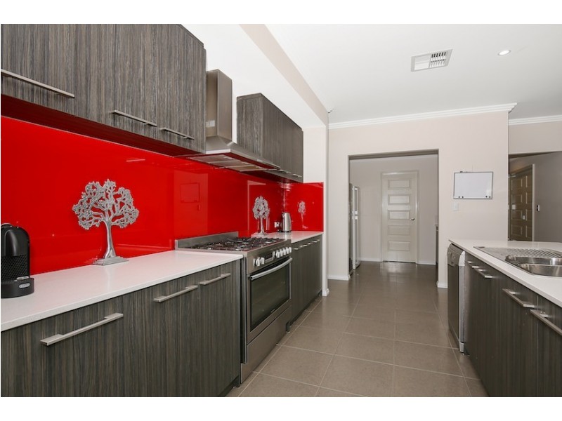 28 Skylark Loop, Erskine WA 6210