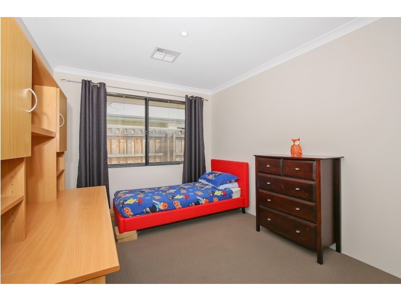 28 Skylark Loop, Erskine WA 6210