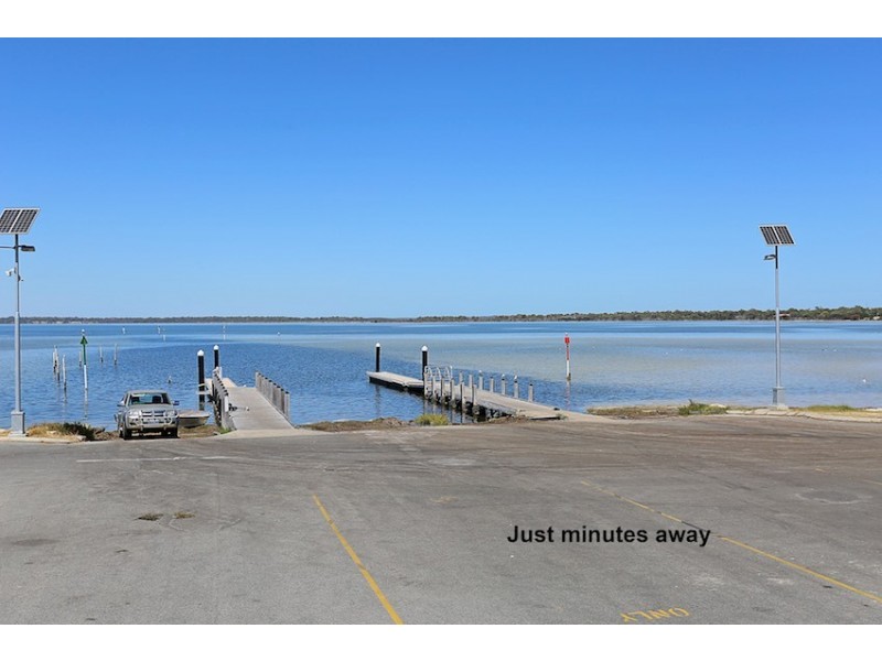 14 Lyelta Street, Falcon WA 6210