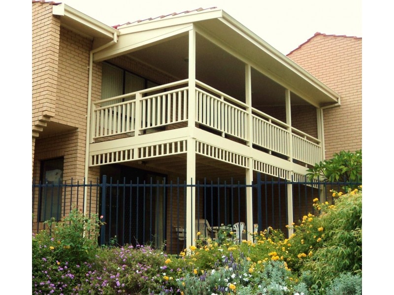 1/126 Ormsby Tce, Silver Sands WA 6210