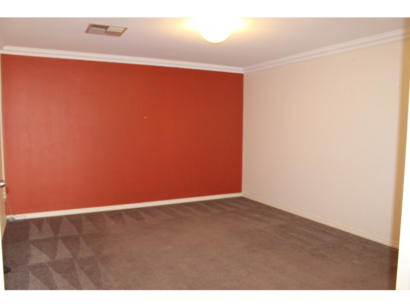 1 Lilly Pilly Lookout, Halls Head WA 6210