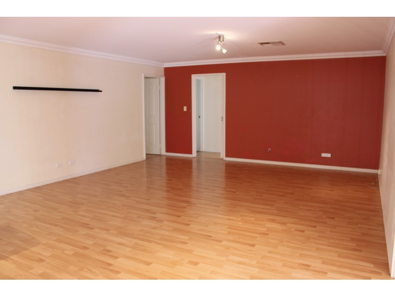 1 Lilly Pilly Lookout, Halls Head WA 6210