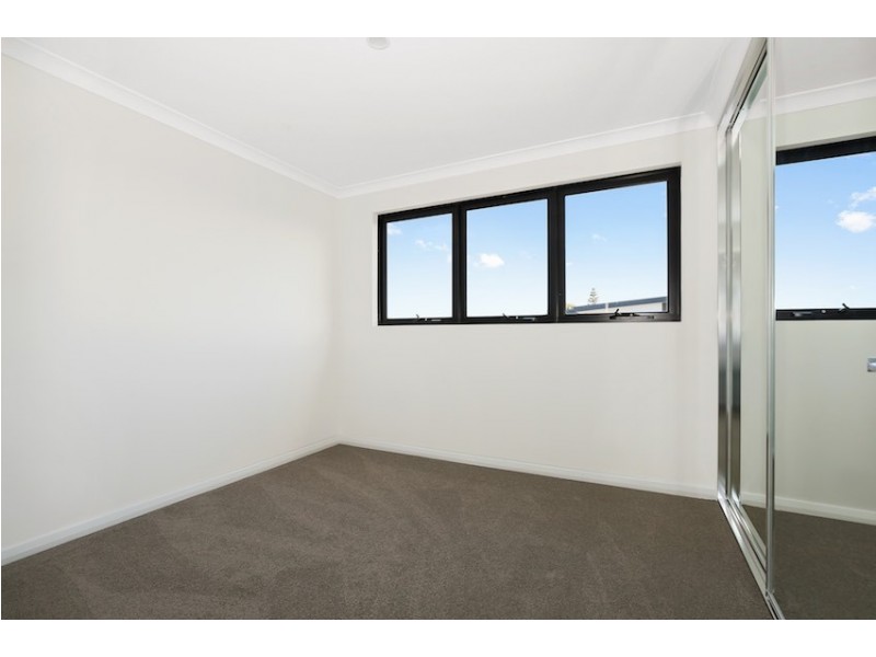 4/15 Forward Street, Mandurah WA 6210