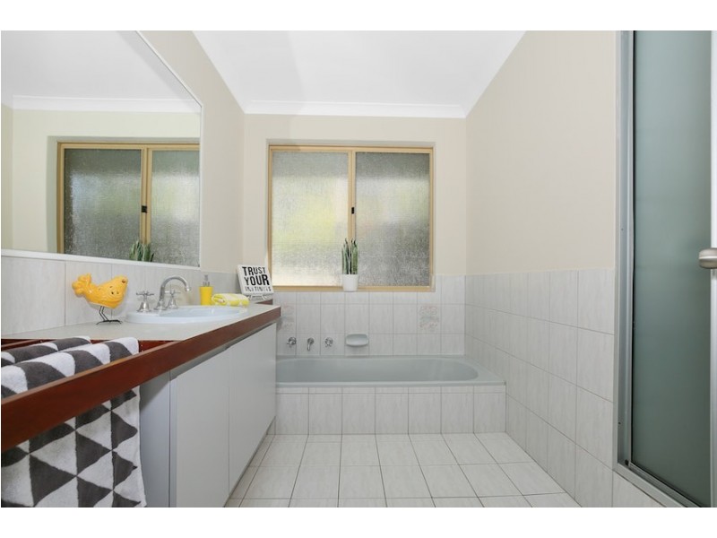 104 Mclarty Road, Halls Head WA 6210