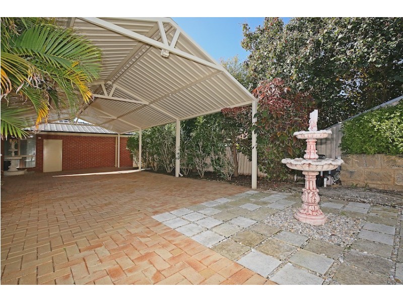 104 Mclarty Road, Halls Head WA 6210