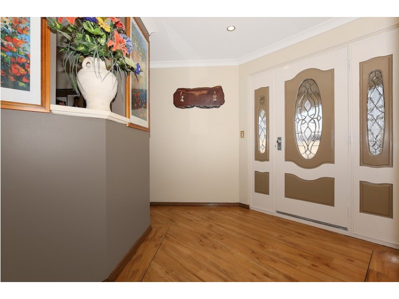 51 Ronsard Drive, San Remo WA 6210