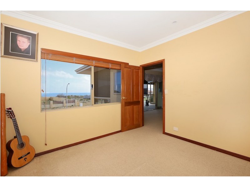 51 Ronsard Drive, San Remo WA 6210