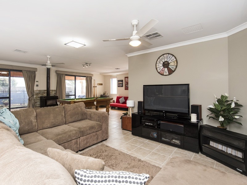 14 Sunset Circle, Pinjarra WA 6208
