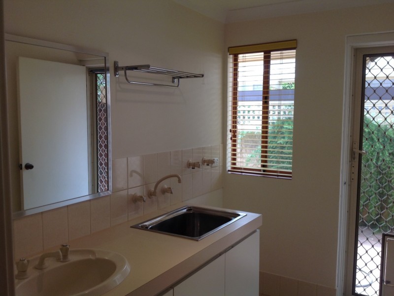 1/35 Admiralty Cres, Halls Head WA 6210