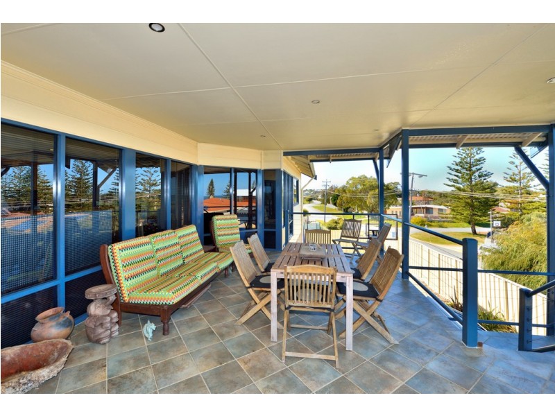 3 Bight Reefs Road, Singleton WA 6175