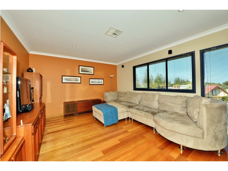 3 Bight Reefs Road, Singleton WA 6175