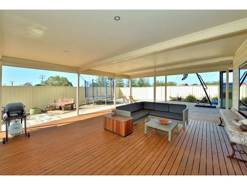 3 Bight Reefs Road, Singleton WA 6175