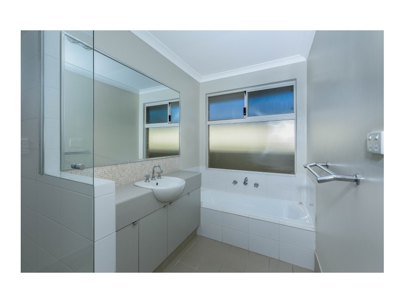 5 Mystery Way, Dudley Park WA 6210