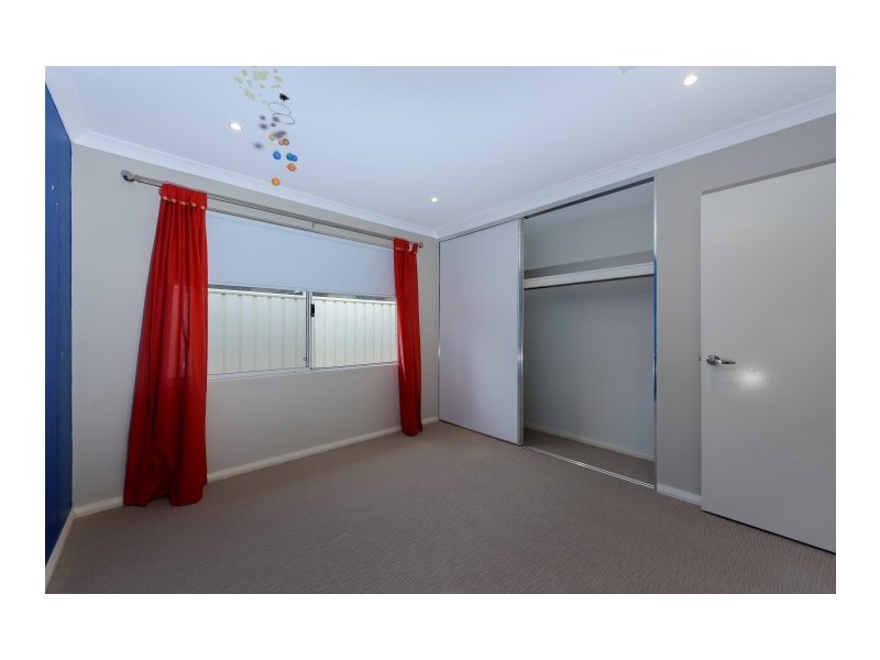 5 Mystery Way, Dudley Park WA 6210