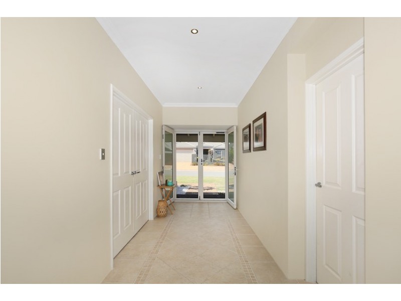 14 Cordia Way, Halls Head WA 6210