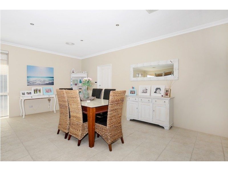 14 Cordia Way, Halls Head WA 6210
