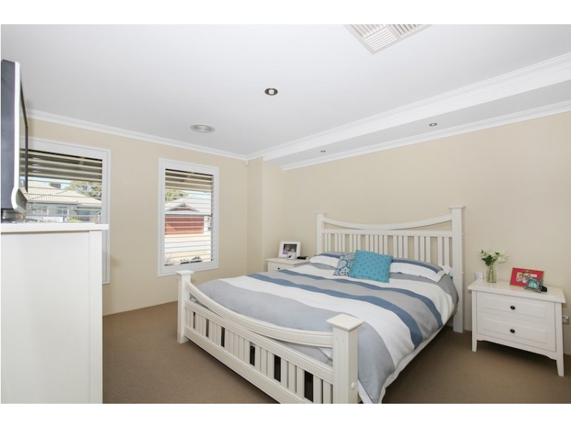 14 Cordia Way, Halls Head WA 6210