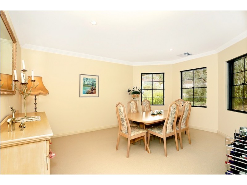 28 Pioneer Court, Bouvard WA 6211