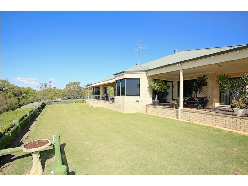 28 Pioneer Court, Bouvard WA 6211