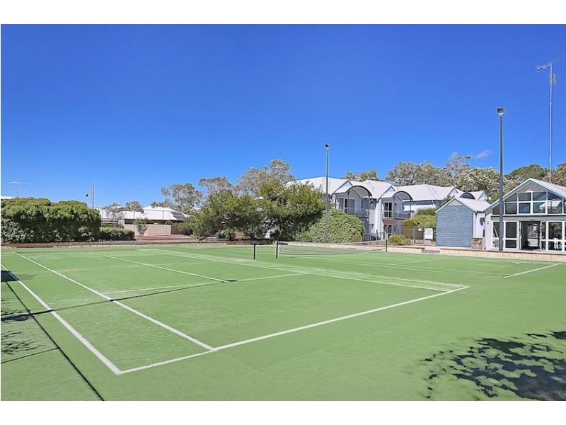 4 Denison Court, Erskine WA 6210