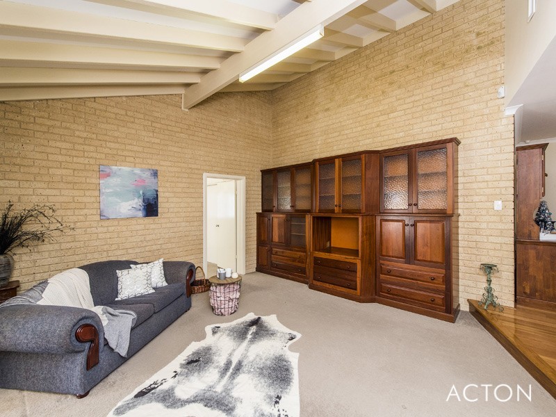 38 Irving Avenue, Falcon WA 6210