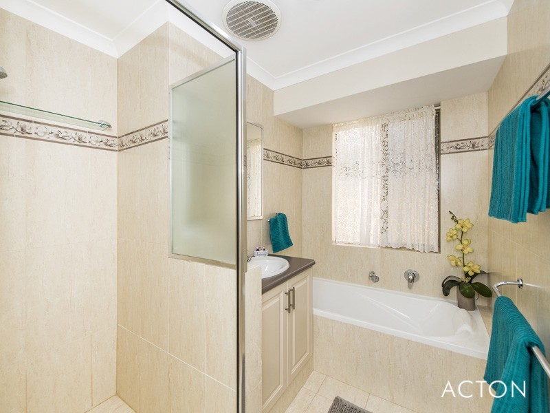 38 Irving Avenue, Falcon WA 6210