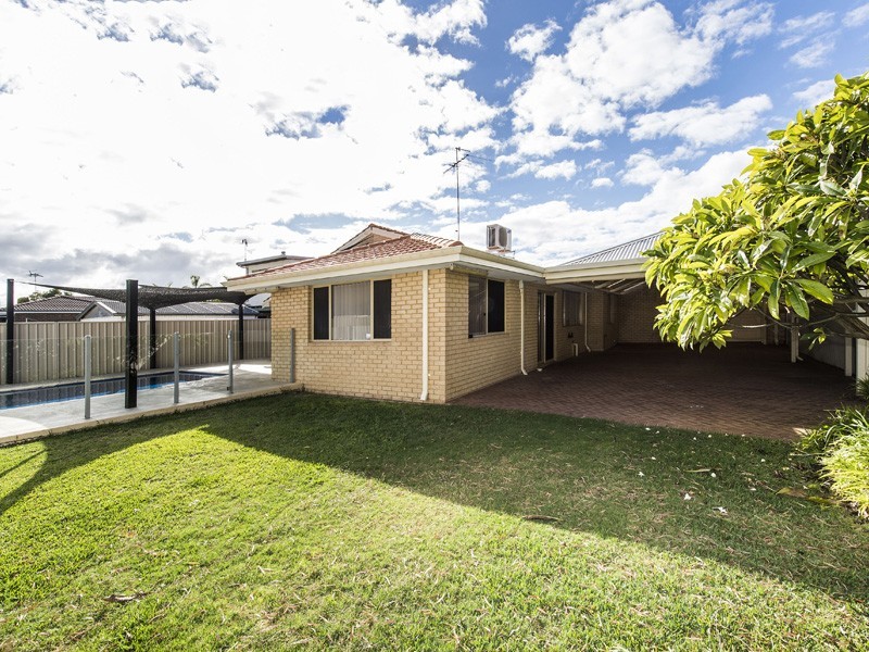 38 Irving Avenue, Falcon WA 6210