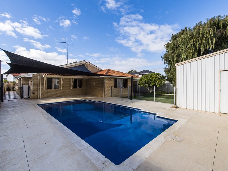 38 Irving Avenue, Falcon WA 6210