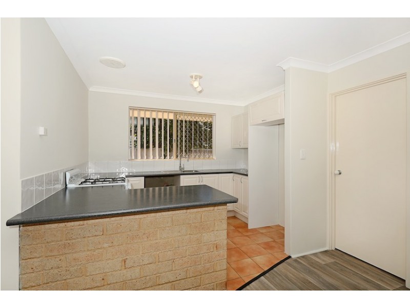 25a Kallang Rd, Coodanup WA 6210