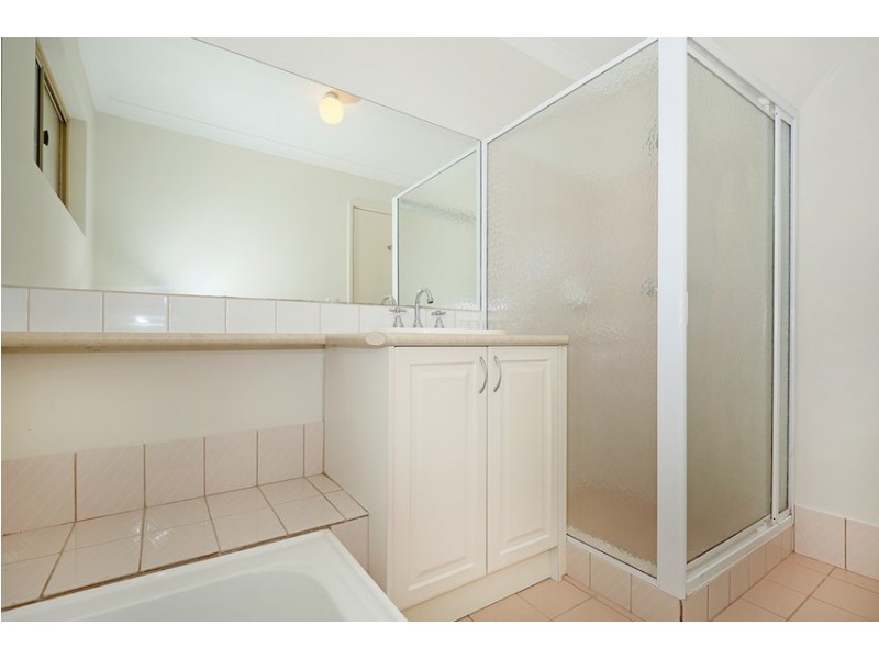 25a Kallang Rd, Coodanup WA 6210