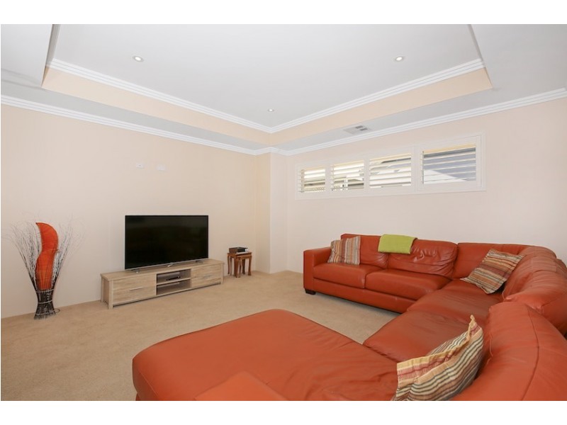 12 George Hibbert Road, Madora Bay WA 6210