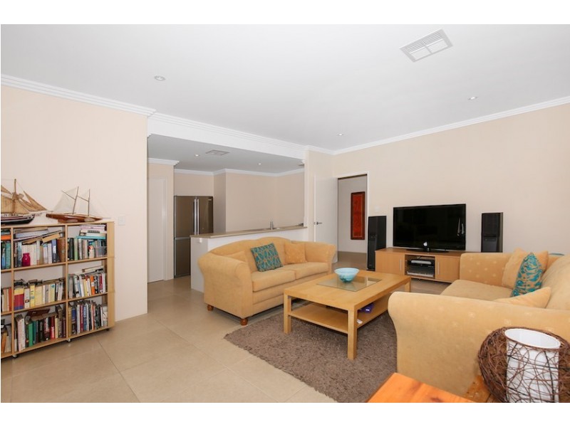 12 George Hibbert Road, Madora Bay WA 6210