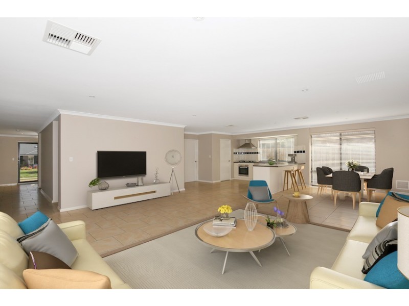 3 Varia Way, Halls Head WA 6210