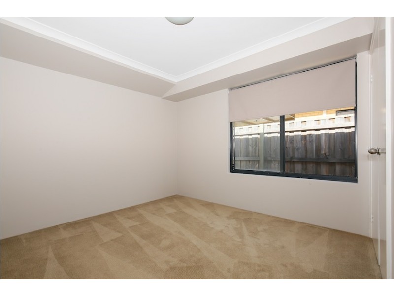 3 Varia Way, Halls Head WA 6210
