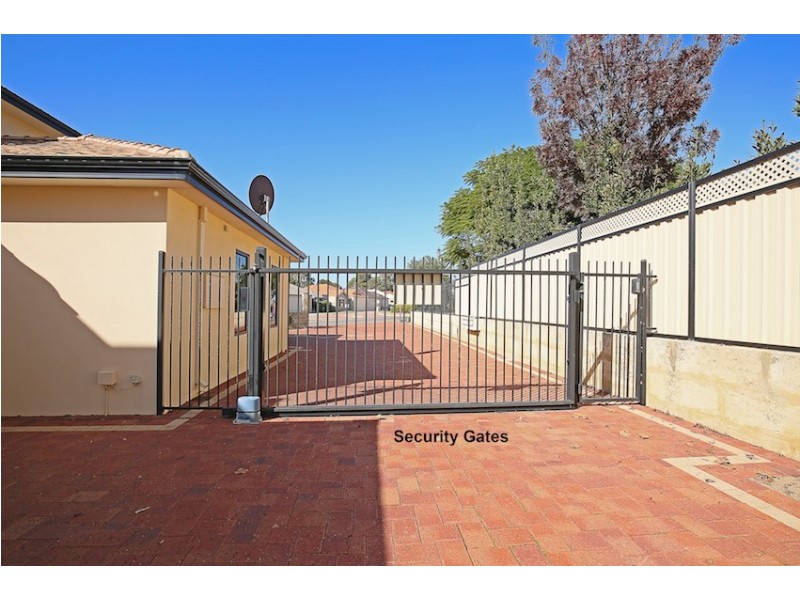 7/21 Pebble Beach Boulevard, Meadow Springs WA 6210