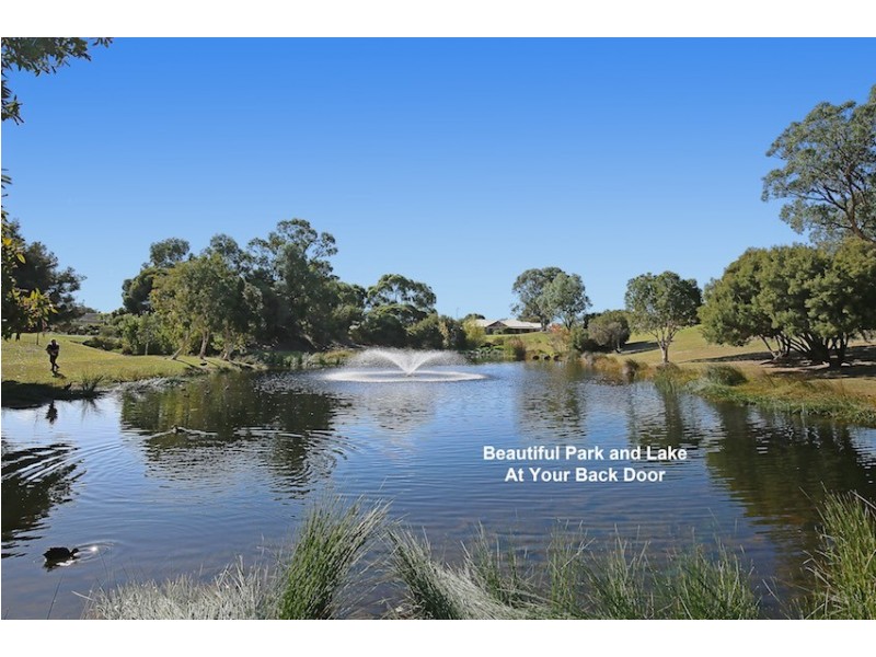 7/21 Pebble Beach Boulevard, Meadow Springs WA 6210