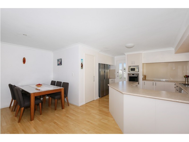 26 Yorrell Place, Halls Head WA 6210