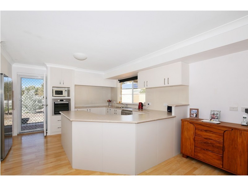 26 Yorrell Place, Halls Head WA 6210