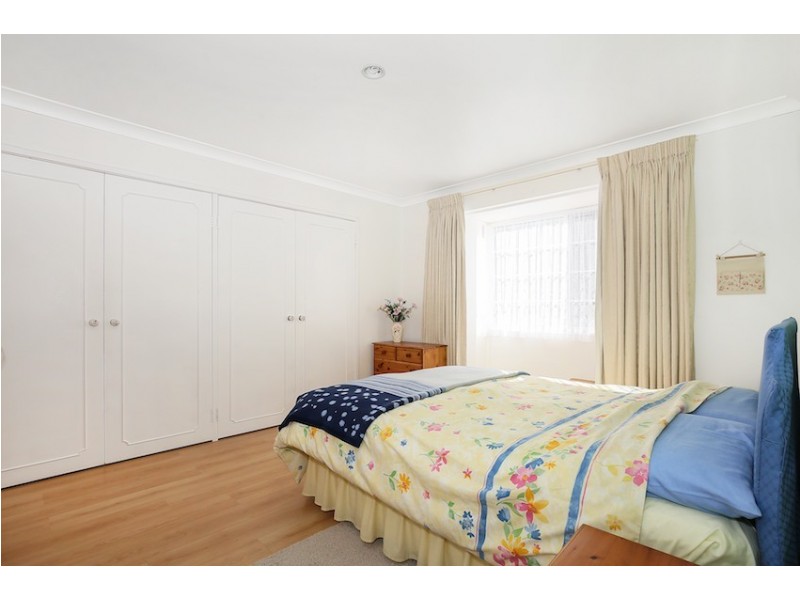 26 Yorrell Place, Halls Head WA 6210