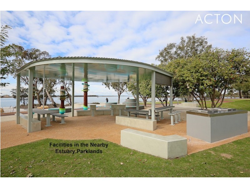 2 Southmead Green, Erskine WA 6210