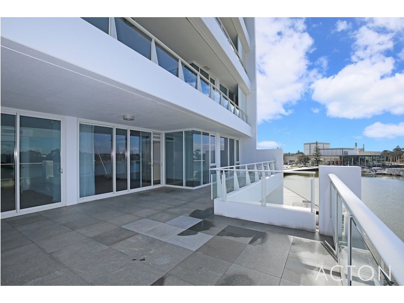 302/3 Marco Polo Drive, Mandurah WA 6210