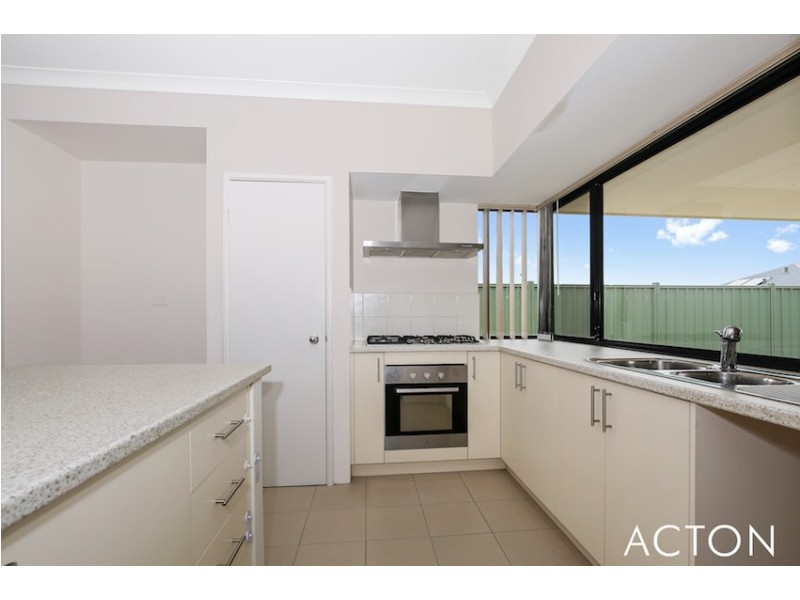 5 Cooeyup Close, Ravenswood WA 6208