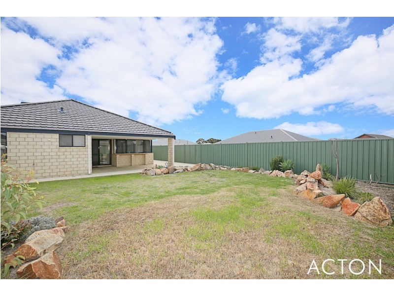 5 Cooeyup Close, Ravenswood WA 6208