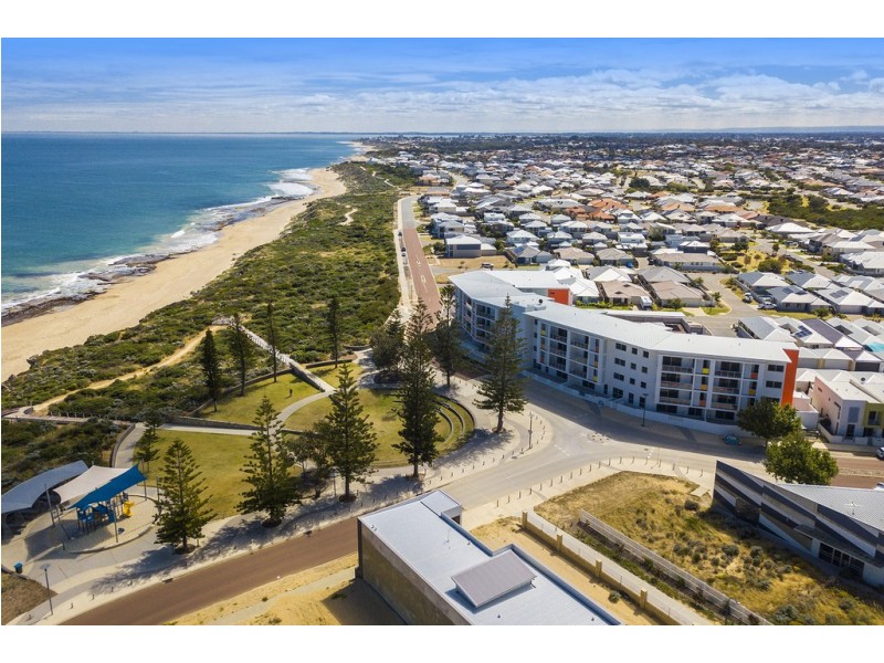 19/150 Boardwalk Boulevard, Halls Head WA 6210